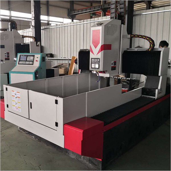 中小孔徑1020高速數控鉆銑床 中小孔徑1020高速數控鉆銑床